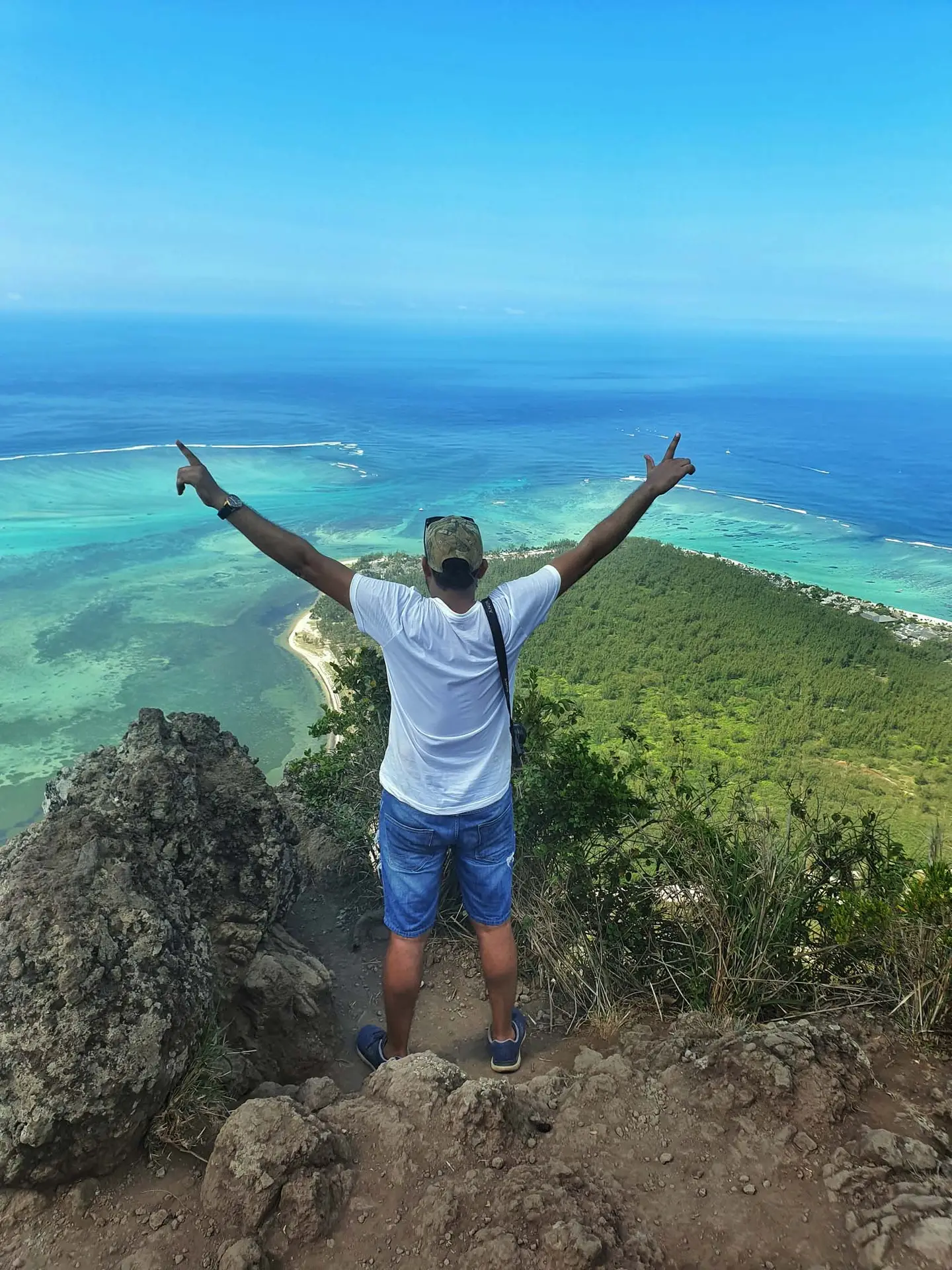 climbing le morne hike