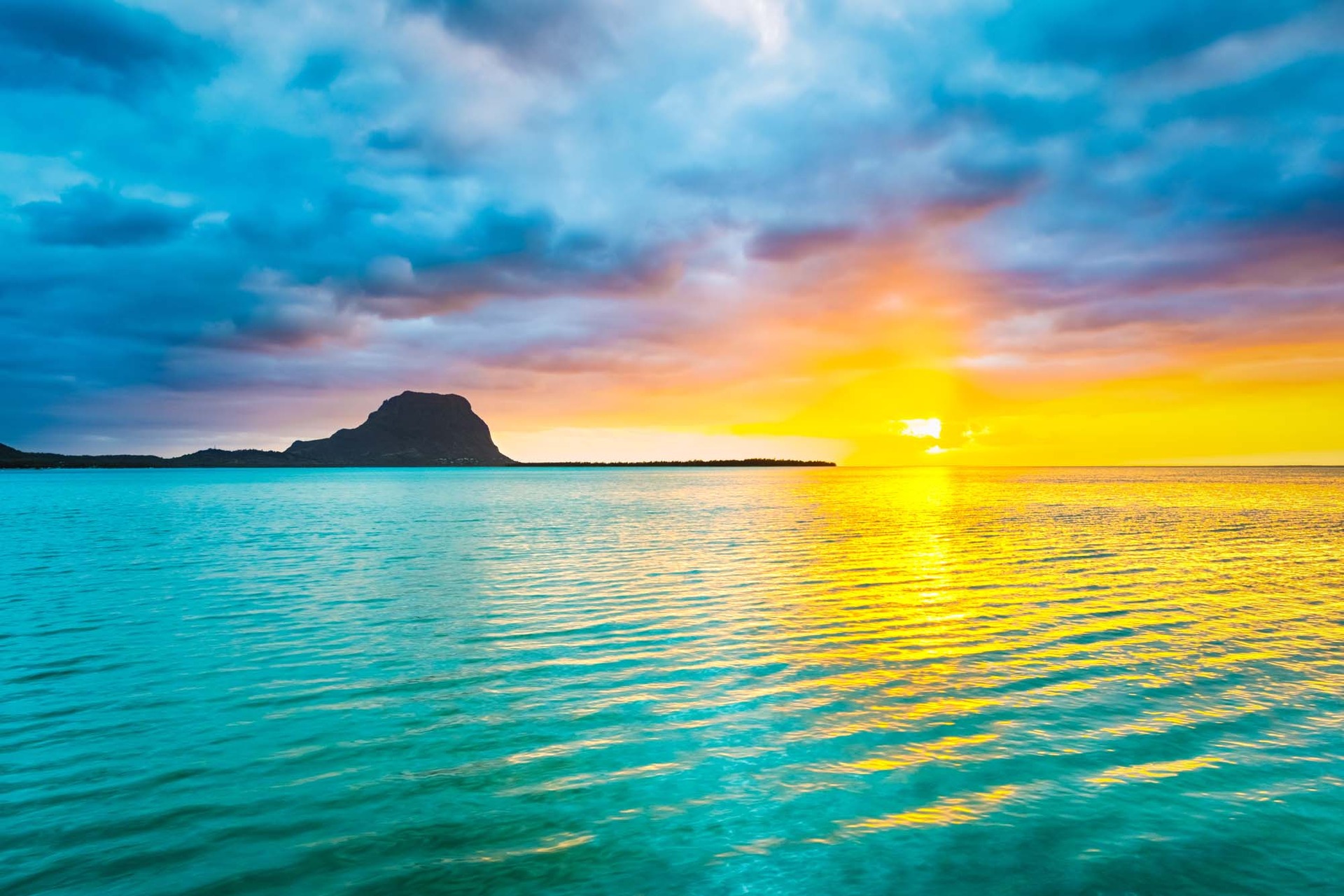 Le Morne Beach sunset